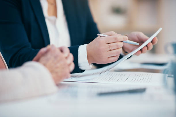 how much do lawyers make